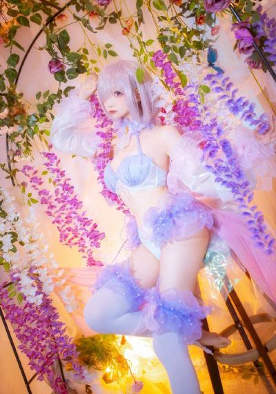 三个女同事干一个男同事黄片_BD韩语手机在线观看