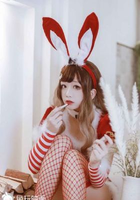 美女搞逼逼_在线电影免费观看
