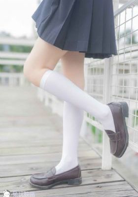 日本强伦姧人妻一区二区免费_蓝光免费在线播放