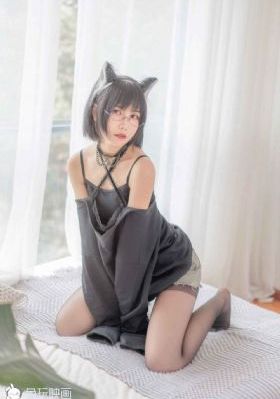 三个人上我一个经过_1080免费观看最新
